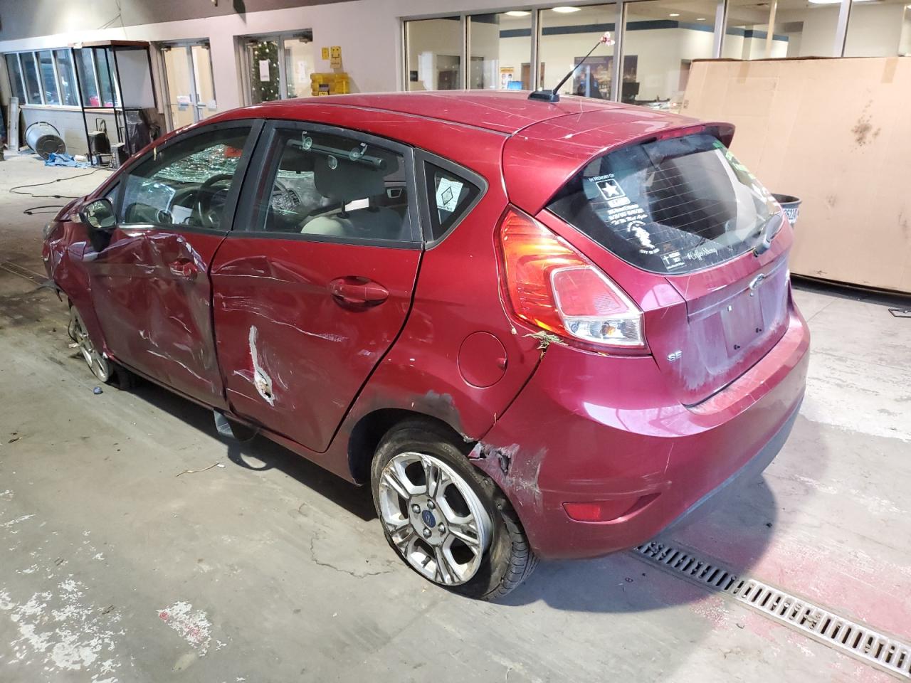 Изображение 2 2015 FORD FIESTA SE 2015 с VIN 3FADP4EJ6FM215965