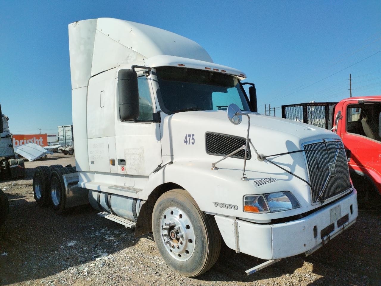 1998 VOLVO VN  1998 image