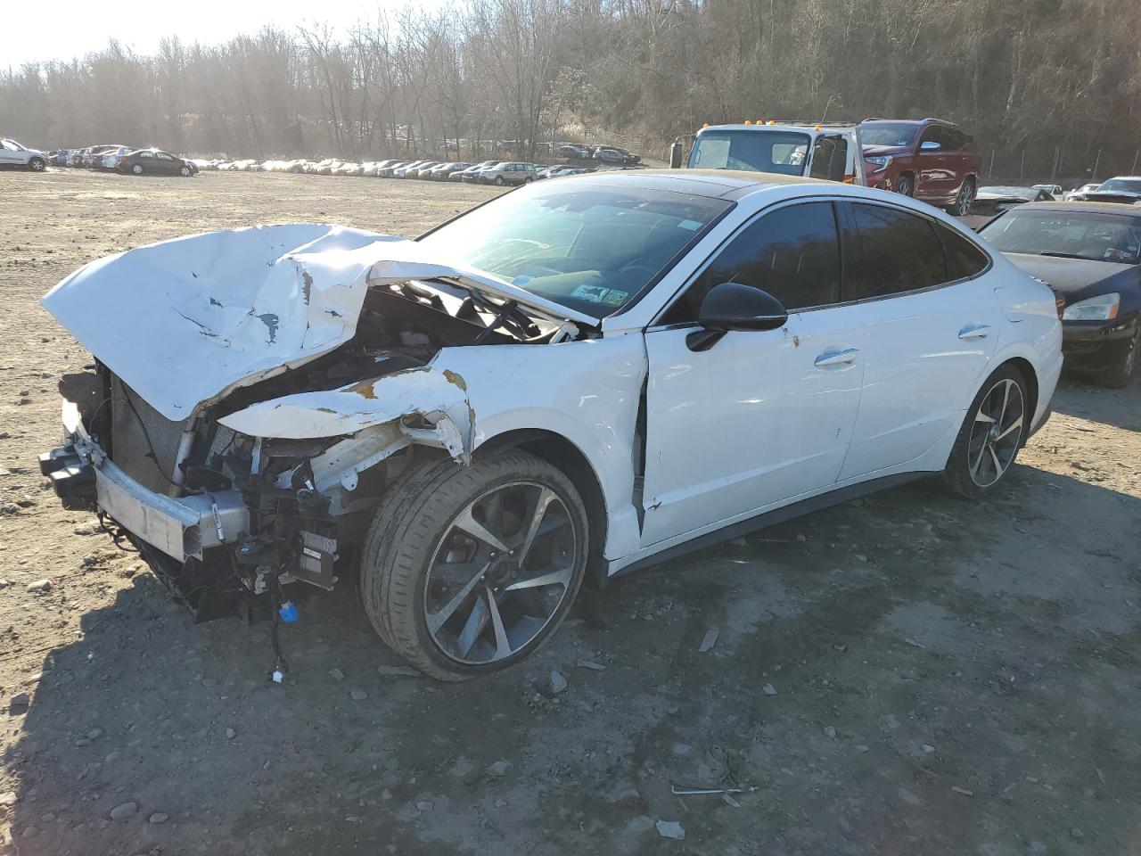 Image 1 of 2021 HYUNDAI SONATA SEL PLUS 2021 with VIN 5NPEJ4J2XMH078241