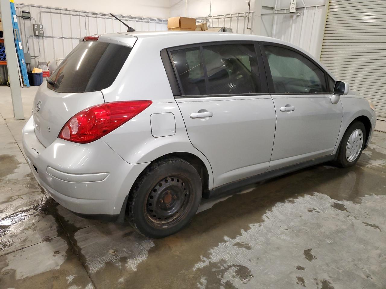 Изображение 3 2007 NISSAN VERSA S 2007 с VIN 3N1BC13E77L405625