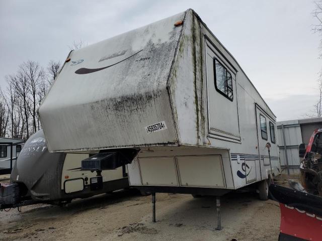 Image 2 of 2000 JAYCO EAGLE 2000 with VIN 1UJCJ02P4Y5LV0136