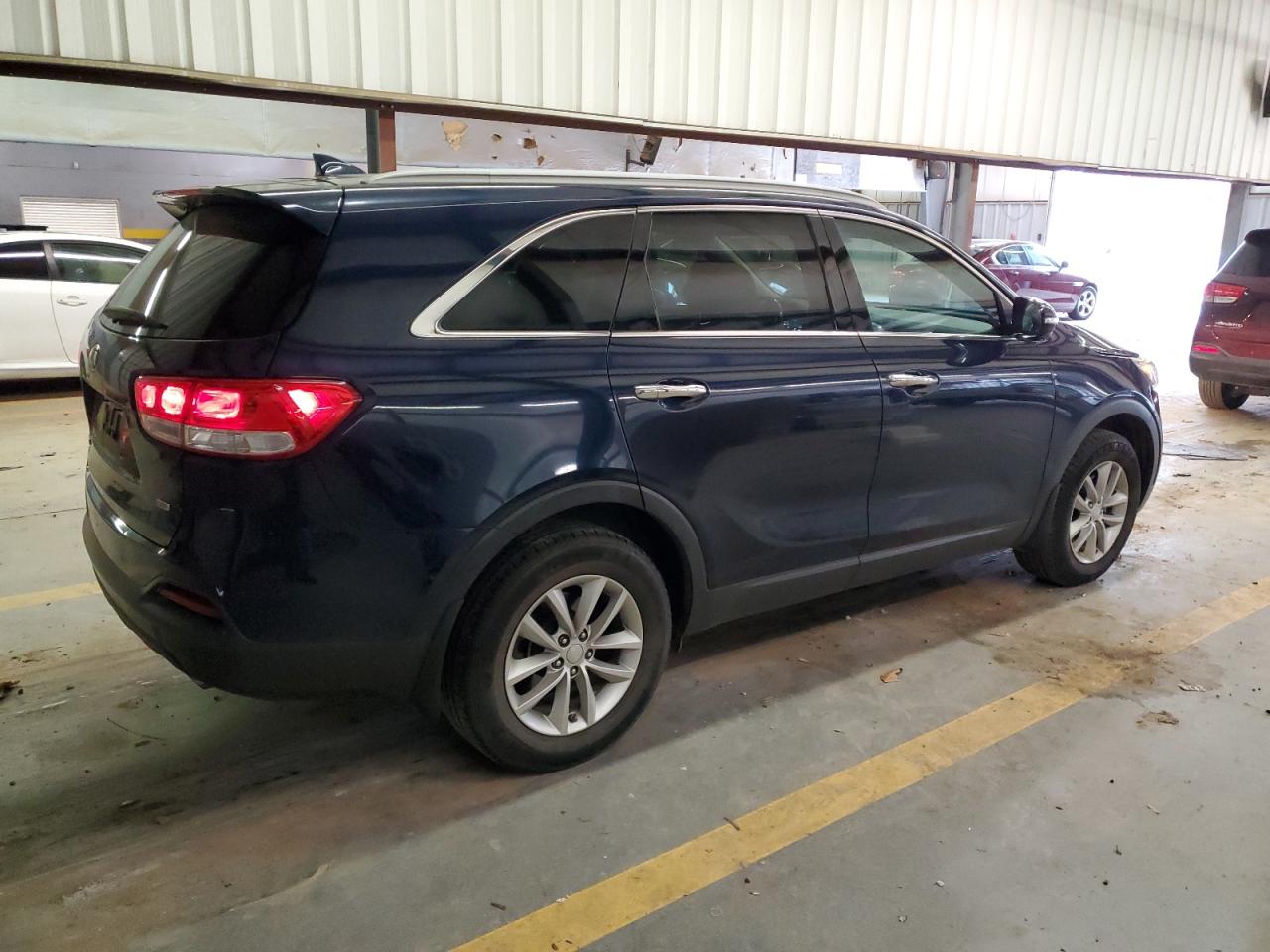 Image 3 of 2017 KIA SORENTO LX 2017 with VIN 5XYPG4A39HG211858