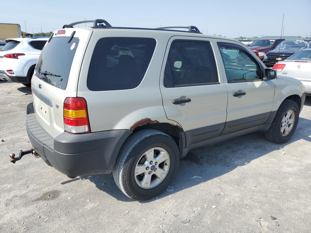 Изображение 3 2006 FORD ESCAPE XLT 2006 с VIN 1FMYU03156KA85910