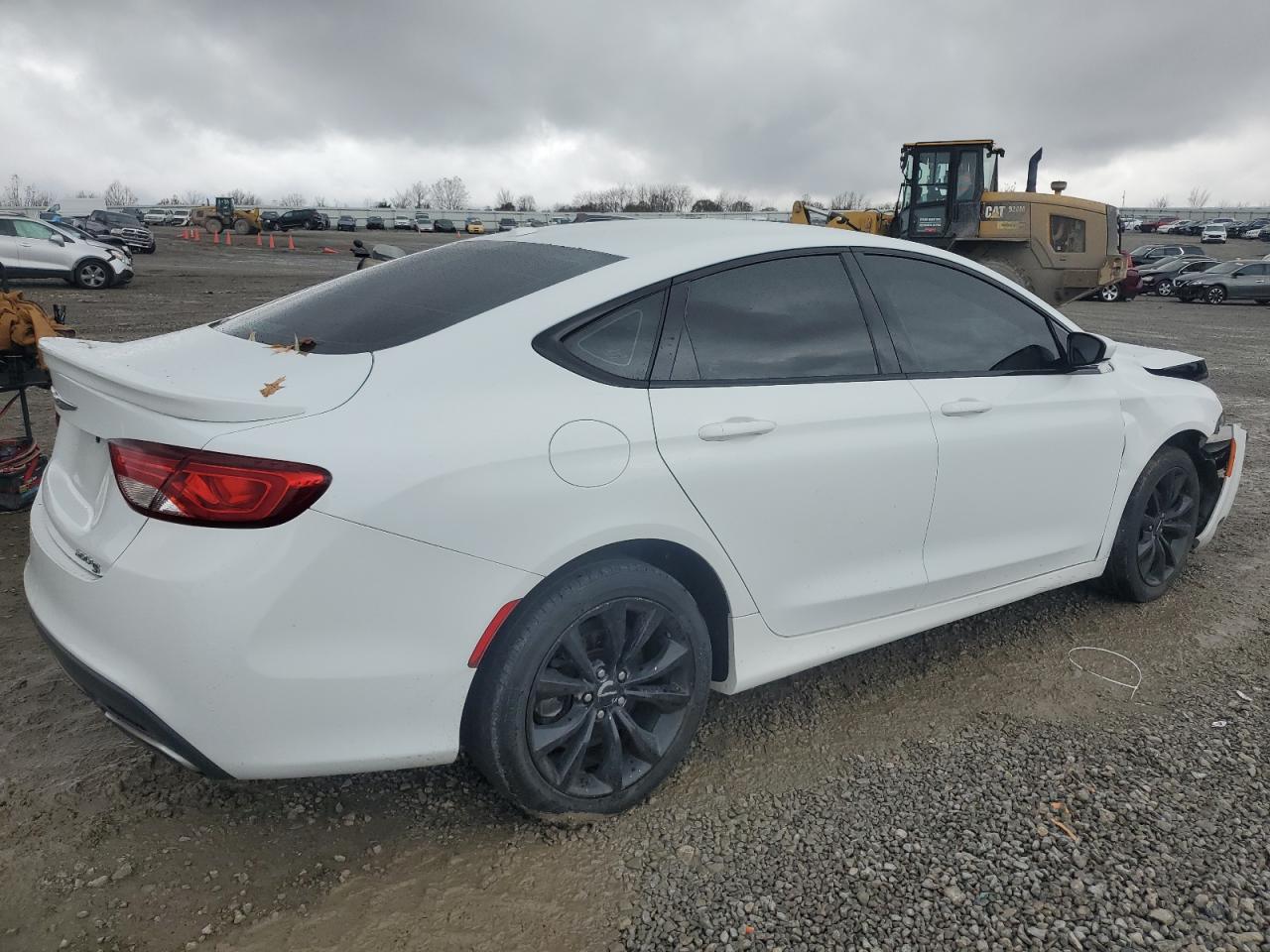 Obraz 3 z 2015 CHRYSLER 200 S 2015 z VIN 1C3CCCBB2FN659072