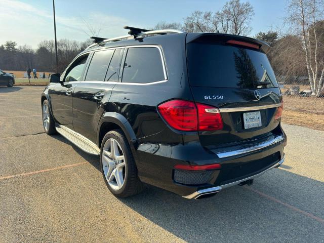 Obraz 3 z 2015 MERCEDES-BENZ GL 550 4MATIC 2015 z VIN 4JGDF7DE1FA534976
