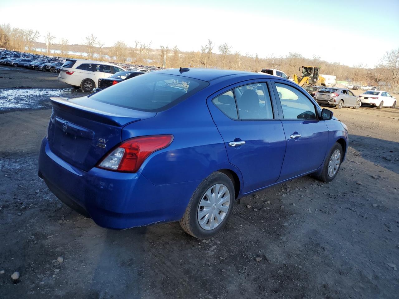 Obraz 3 z 2017 NISSAN VERSA S 2017 z VIN 3N1CN7AP5HL820062