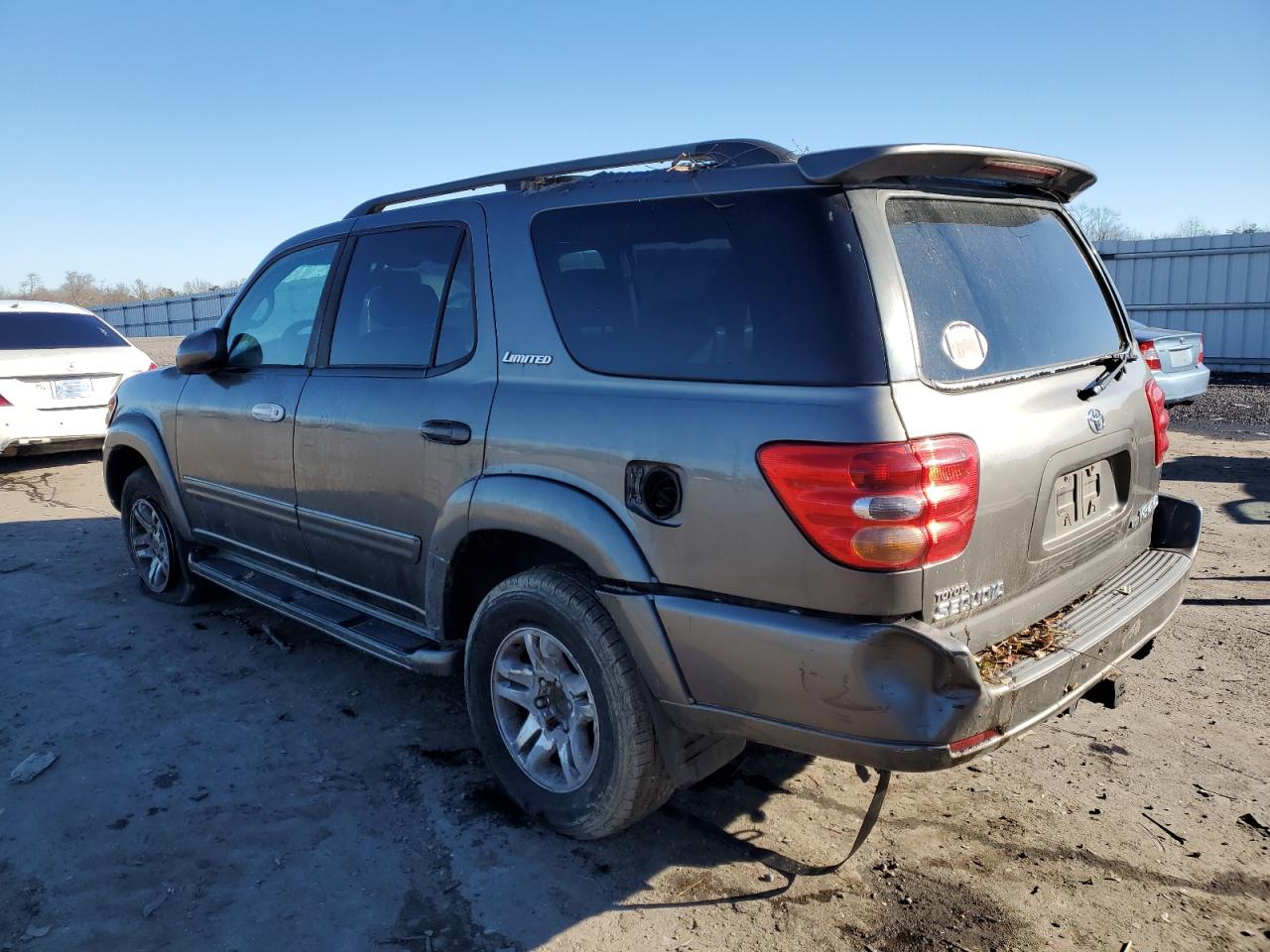 Изображение 2 2004 TOYOTA SEQUOIA LIMITED 2004 с VIN 5TDBT48A64S213560