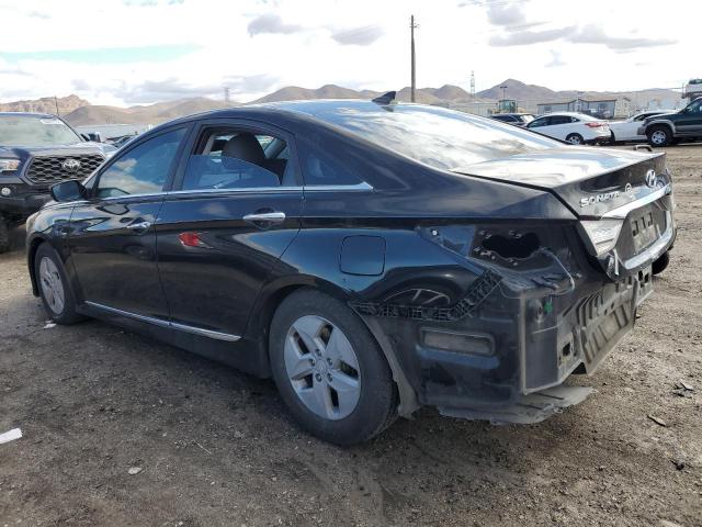 Image 2 of 2012 HYUNDAI SONATA HYBRID 2012 with VIN KMHEC4A40CA033158