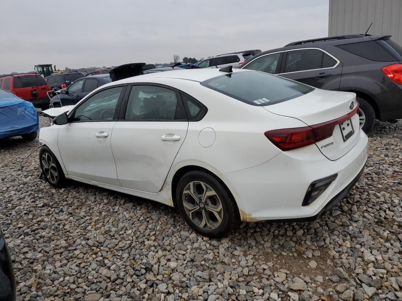 Изображение 2 2019 KIA FORTE FE 2019 с VIN 3KPF24ADXKE027567