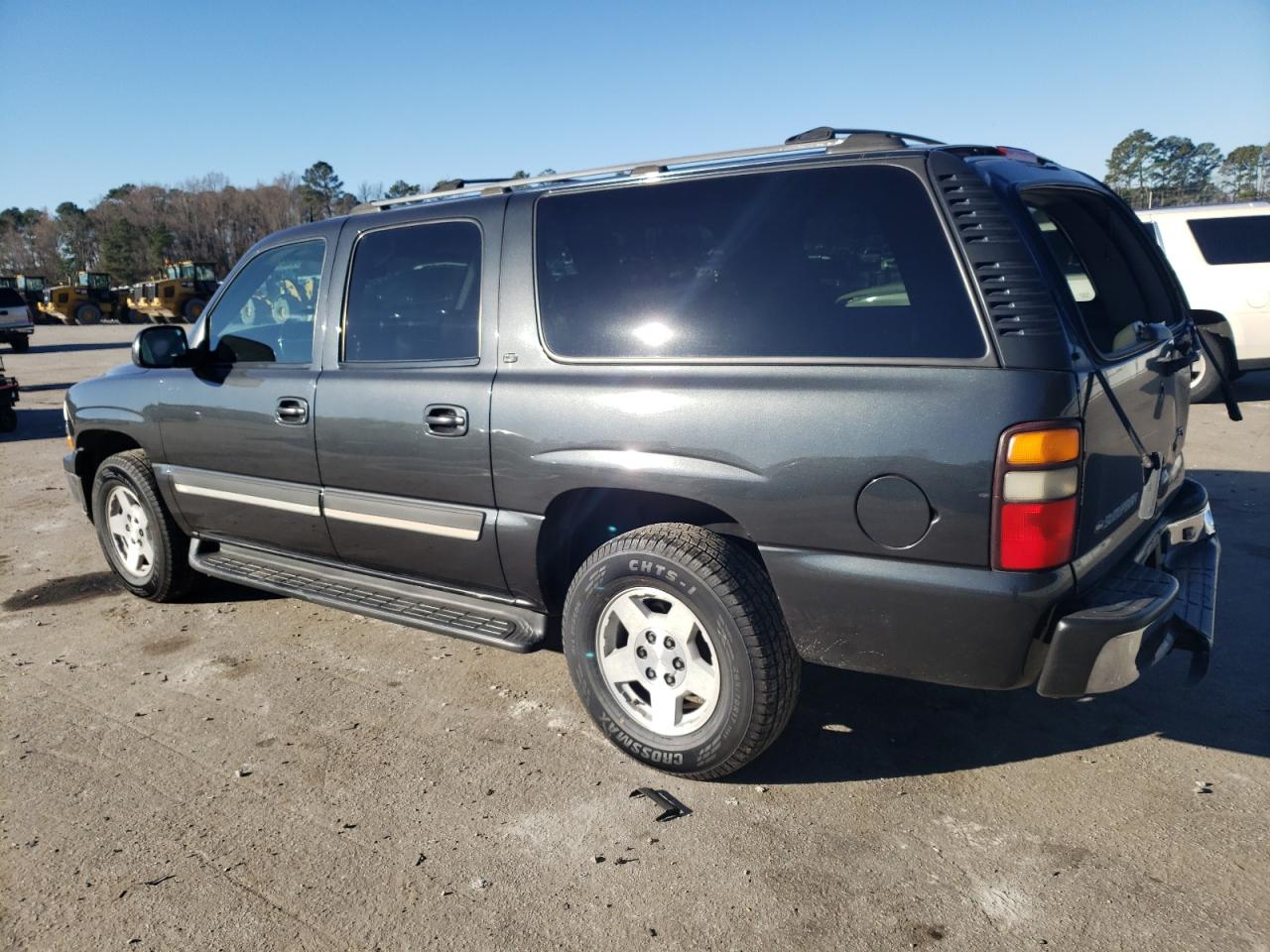 Obraz 2 z 2004 CHEVROLET SUBURBAN C1500 2004 z VIN 3GNEC16Z24G307025