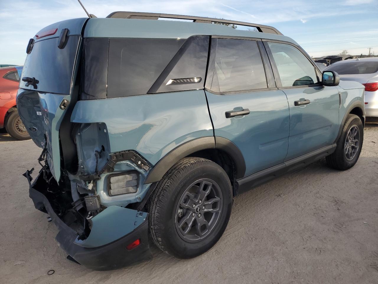 Obraz 3 z 2022 FORD BRONCO SPORT BIG BEND 2022 z VIN 3FMCR9B62NRD77215