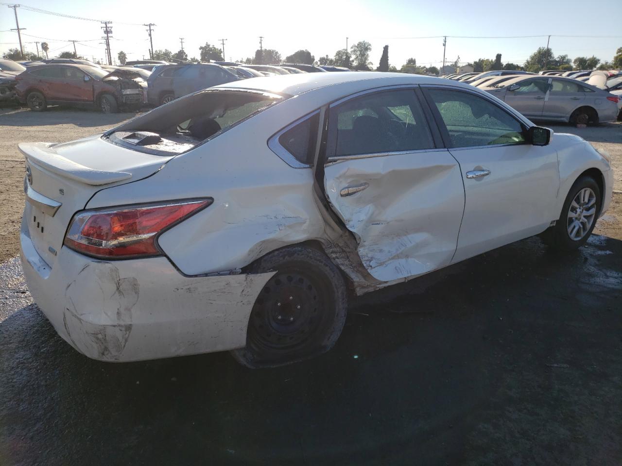 Image 3 of 2014 NISSAN ALTIMA 2.5 2014 with VIN 1N4AL3AP7EN381256