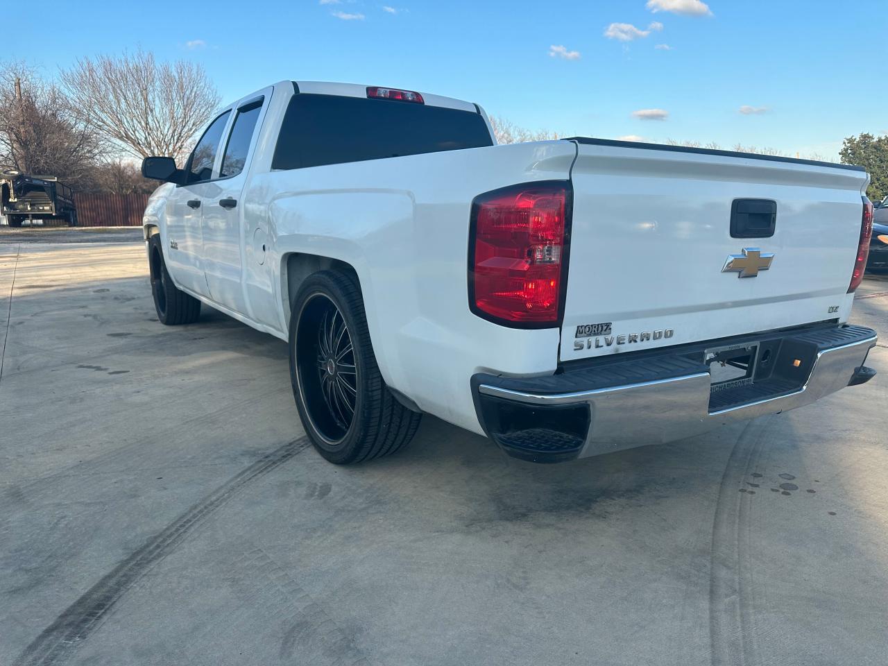 Image 3 of 2019 CHEVROLET SILVERADO LD C1500 CUSTOM 2019 with VIN 2GCRCMECXK1155557
