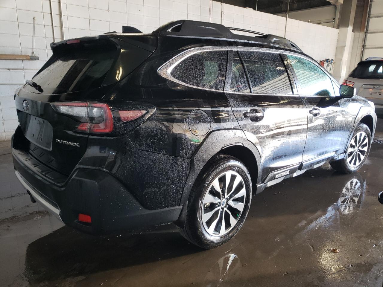 Image 3 of 2023 SUBARU OUTBACK LIMITED 2023 with VIN 4S4BTANC7P3171812