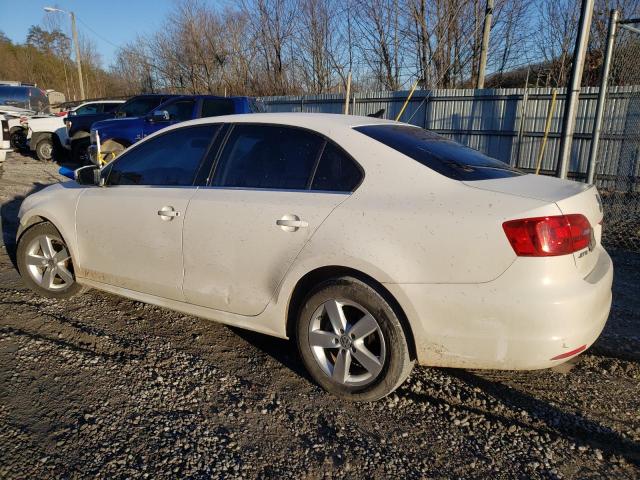 Image 2 of 2013 VOLKSWAGEN JETTA TDI 2013 with VIN 3VWLL7AJ9DM443171