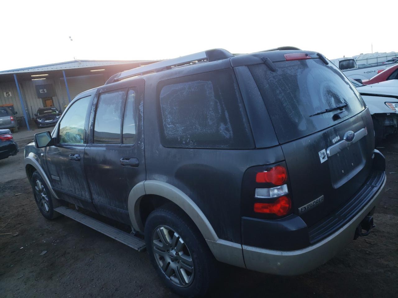 Изображение 2 2007 FORD EXPLORER EDDIE BAUER 2007 с VIN 1FMEU74847UB29635