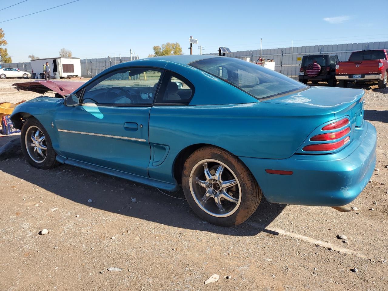 Image 2 of 1995 FORD MUSTANG  1995 with VIN 1FALP4040SF160680