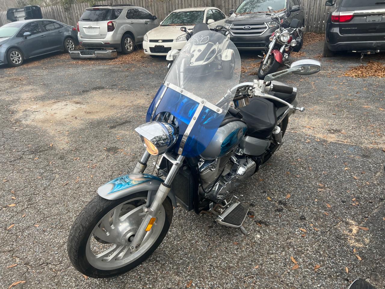 Image 2 of 2004 HONDA VTX1300 C 2004 with VIN 1HFSC55024A002912