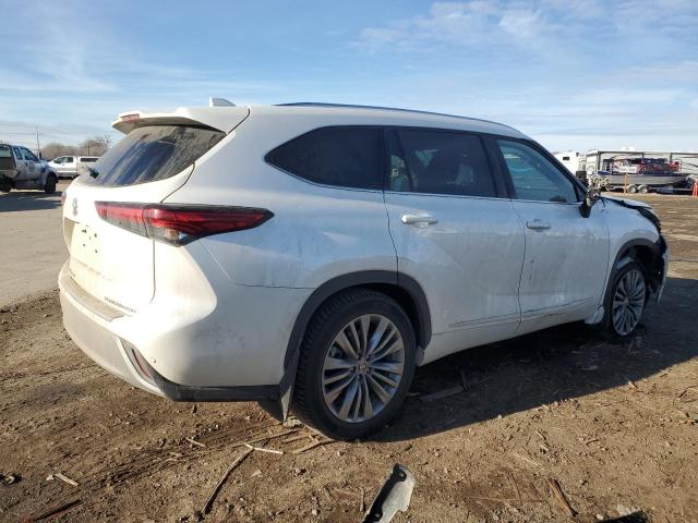 Obraz 3 z 2020 TOYOTA HIGHLANDER PLATINUM 2020 z VIN 5TDFZRBH0LS025800