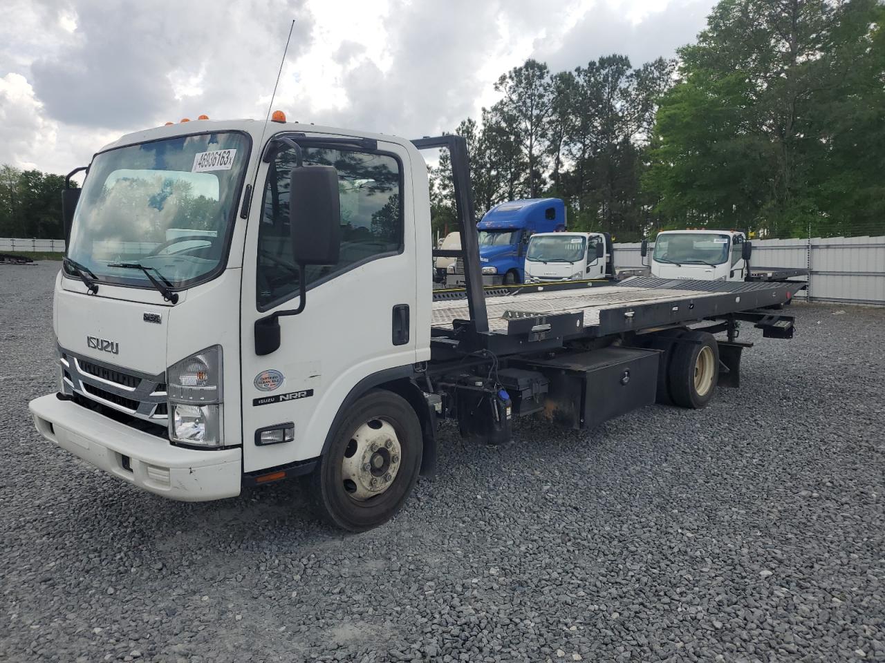 Obraz 2 z 2020 ISUZU NRR 2020 z VIN JALE5W166L7301895