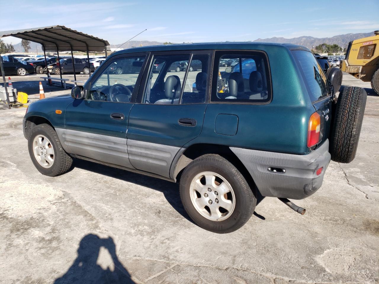 Obraz 2 z 1996 TOYOTA RAV4  1996 z VIN JT3GP10VXT0003752