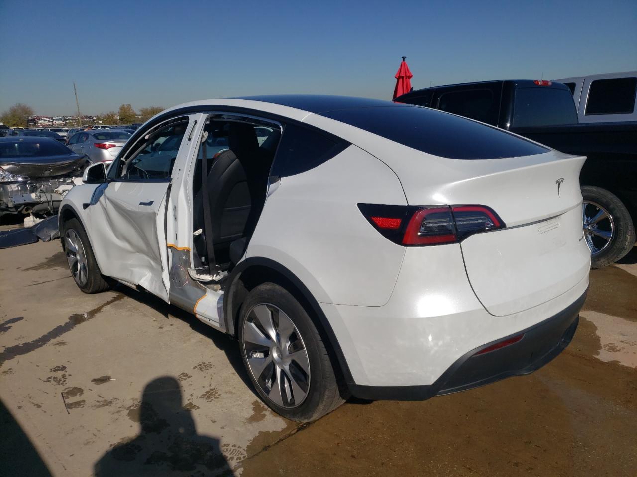 Image 2 of 2023 TESLA MODEL Y  2023 with VIN 7SAYGDEE0PA064366