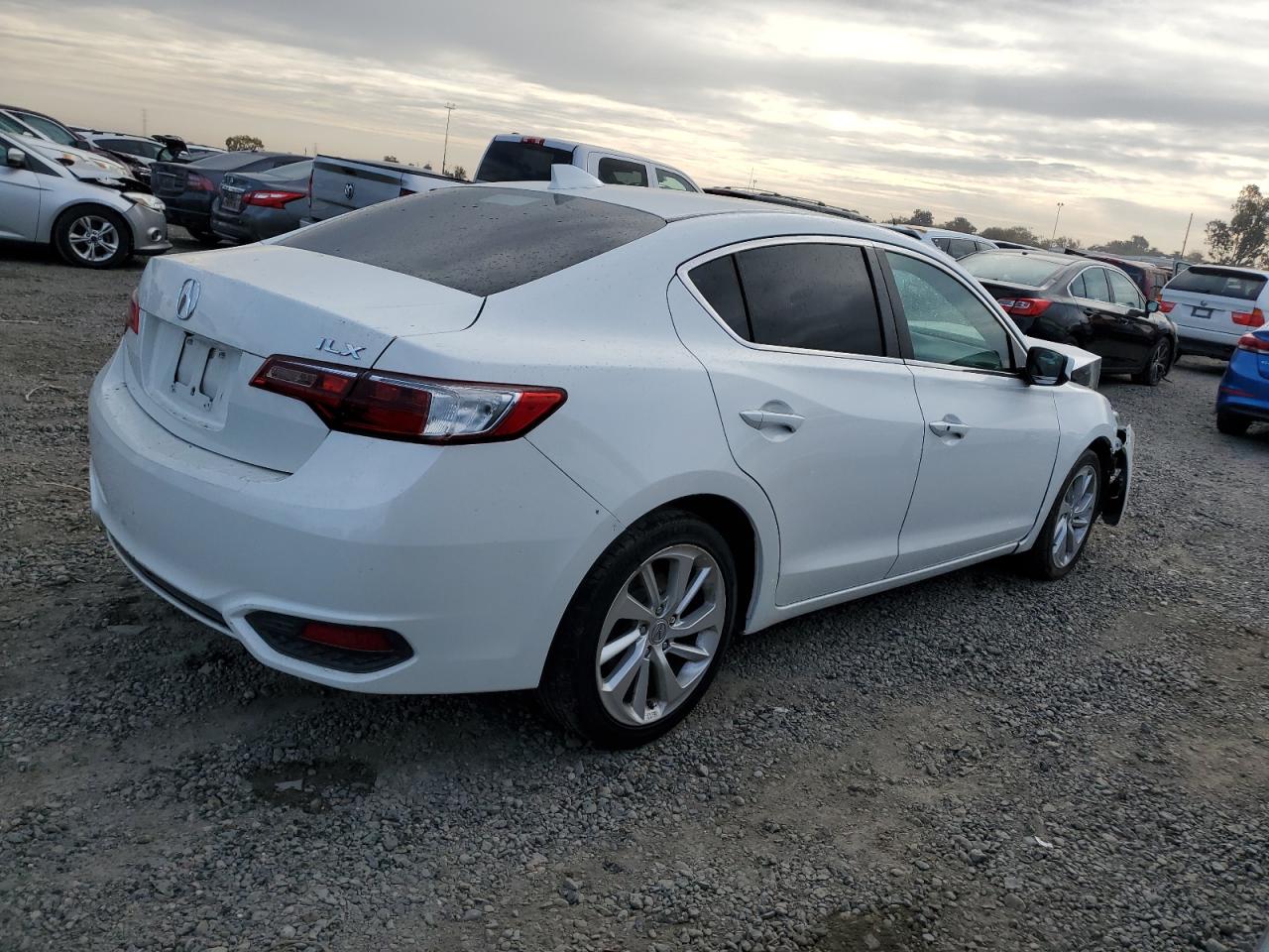 Obraz 3 z 2018 ACURA ILX PREMIUM 2018 z VIN 19UDE2F76JA002514