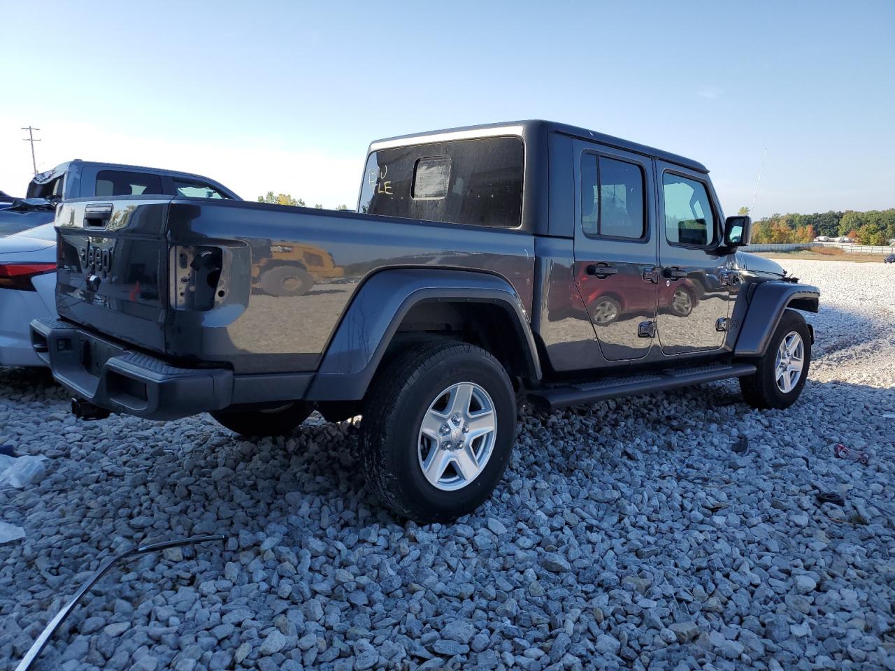 Image 3 of 2023 JEEP GLADIATOR SPORT 2023 with VIN 1C6HJTAG9PL506990
