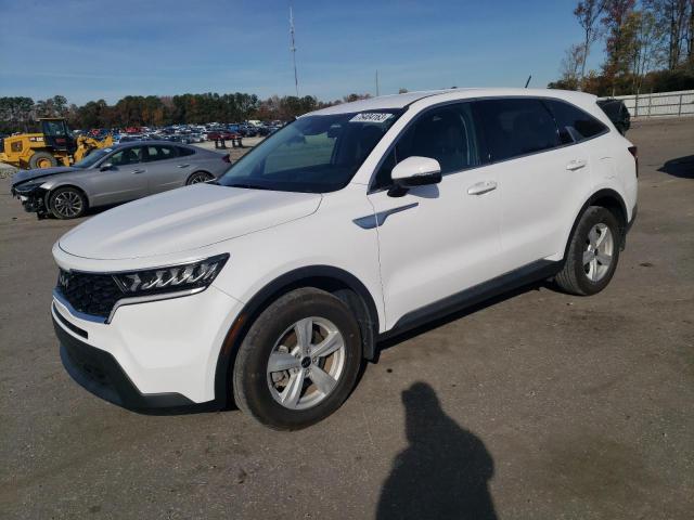 Image 1 of 2022 KIA SORENTO LX 2022 with VIN 5XYRG4LC4NG111765