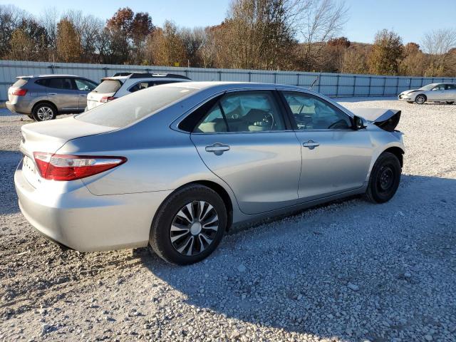 Obraz 3 z 2017 TOYOTA CAMRY LE 2017 z VIN 4T1BF1FK2HU401068