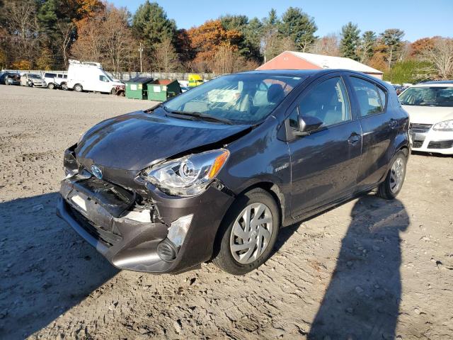 2015 TOYOTA PRIUS C  2015 image