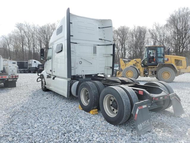 Image 3 of 2021 VOLVO VN VNL 2021 with VIN 4V4NC9EH9MN284452