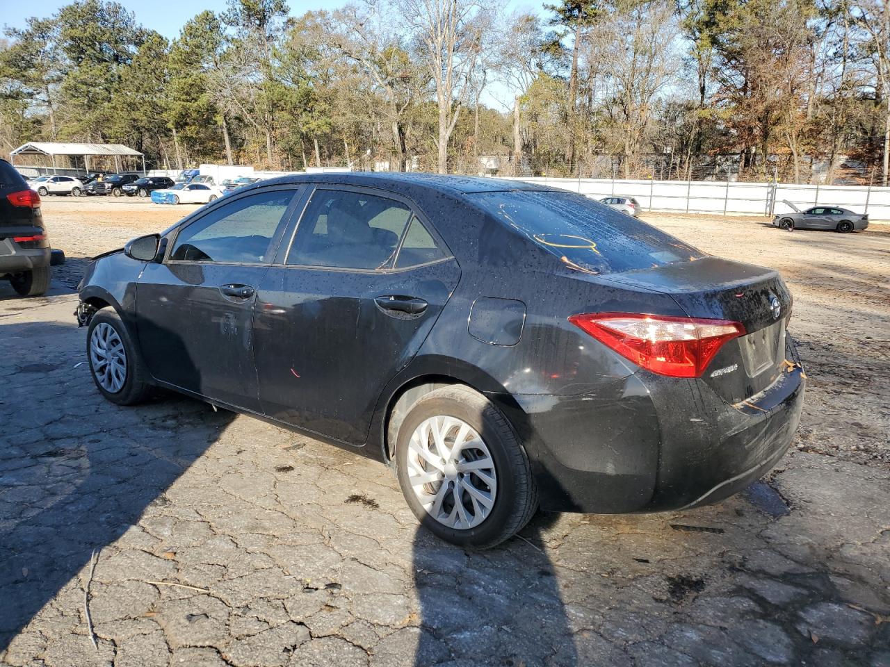 Obraz 2 z 2017 TOYOTA COROLLA L 2017 z VIN 5YFBURHE7HP667859