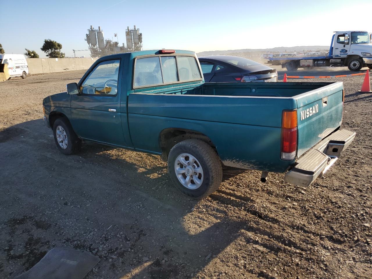 Image 2 of 1997 NISSAN TRUCK BASE 1997 with VIN 1N6SD11S0VC356633