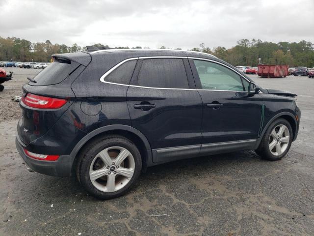 Image 3 of 2018 LINCOLN MKC PREMIERE 2018 with VIN 5LMCJ1C93JUL00922