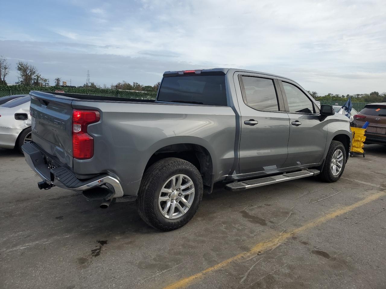 Изображение 3 2021 CHEVROLET SILVERADO C1500 LT 2021 с VIN 3GCPWCED4MG102459