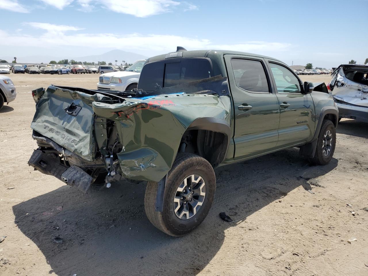 Obraz 3 z Toyota Tacoma Double Cab 2022 z VIN 3TYCZ5ANXNT090681