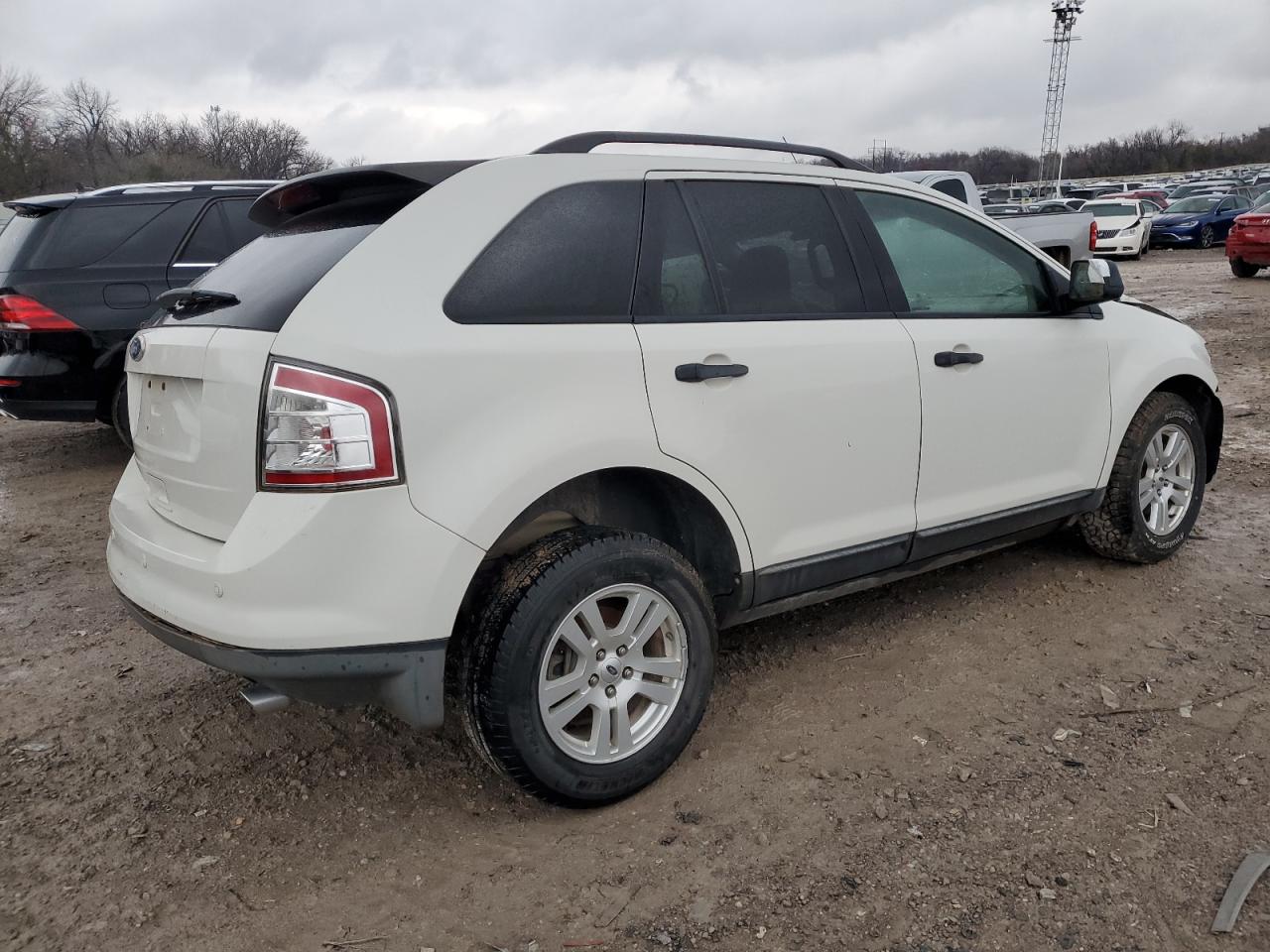 Image 3 of 2010 FORD EDGE SE 2010 with VIN 2FMDK3GC0ABB64616