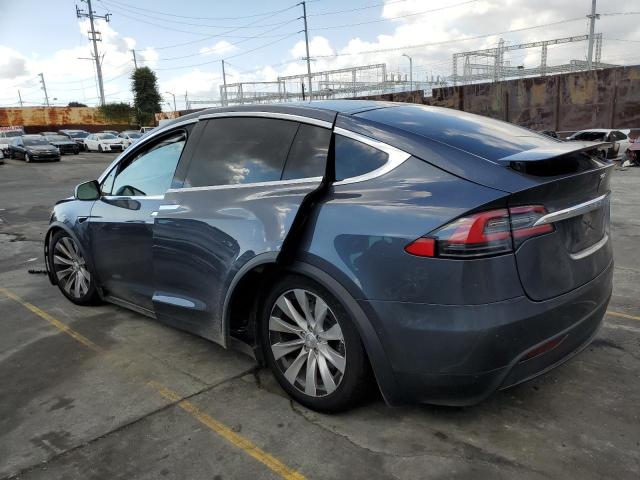 Obraz 2 z 2020 TESLA MODEL X  2020 z VIN 5YJXCBE20LF233930