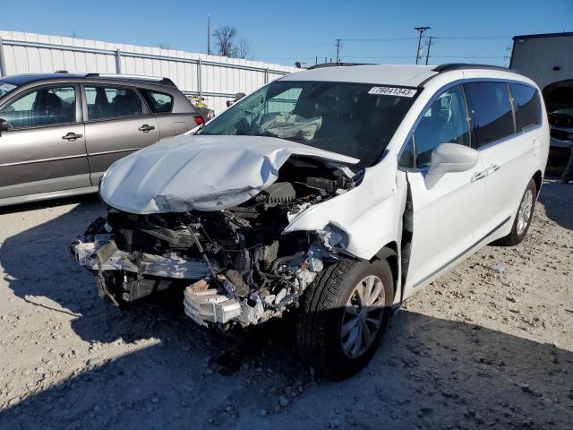 Изображение 1 2017 CHRYSLER PACIFICA TOURING L 2017 с VIN 2C4RC1BG4HR506608