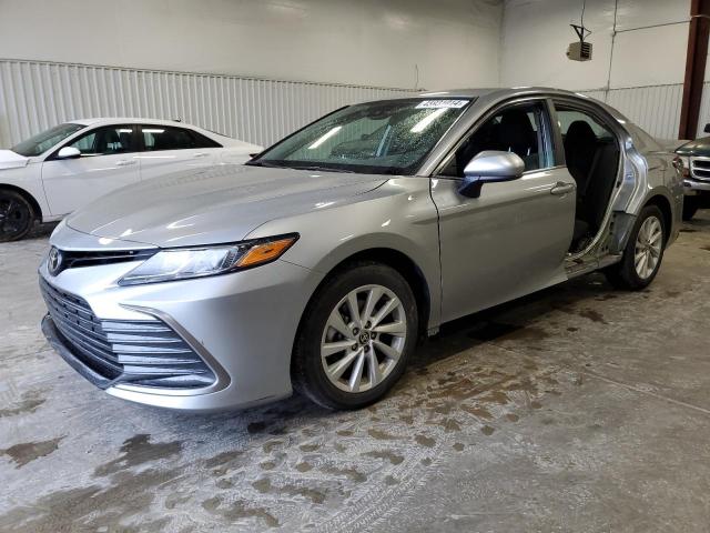 Изображение 1 2022 TOYOTA CAMRY LE 2022 с VIN 4T1C11AK8NU690785