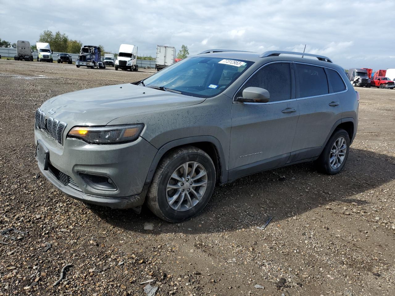 Image 1 of 2019 JEEP CHEROKEE LATITUDE PLUS 2019 with VIN 1C4PJLLB2KD466566