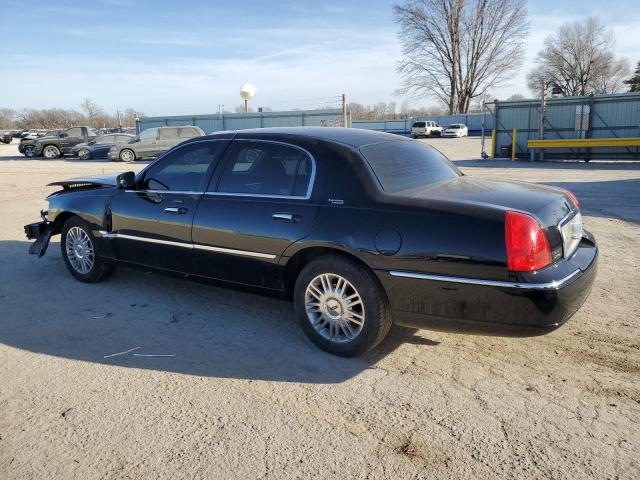 Obraz 2 z 2009 LINCOLN TOWN CAR SIGNATURE LIMITED 2009 z VIN 2LNHM82V29X617330