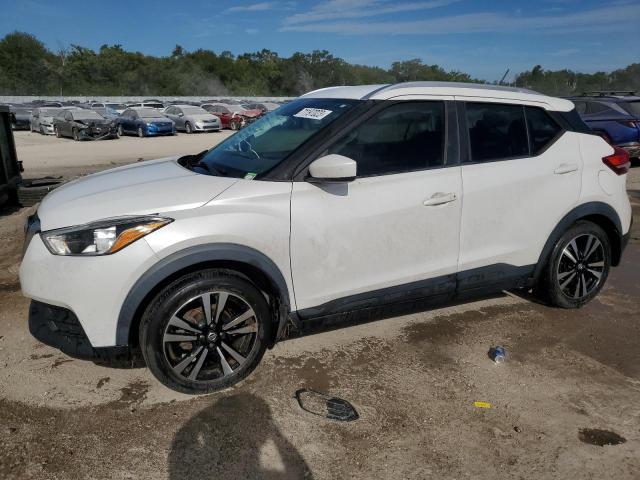 Image 1 of 2019 NISSAN KICKS S 2019 with VIN 3N1CP5CUXKL515648