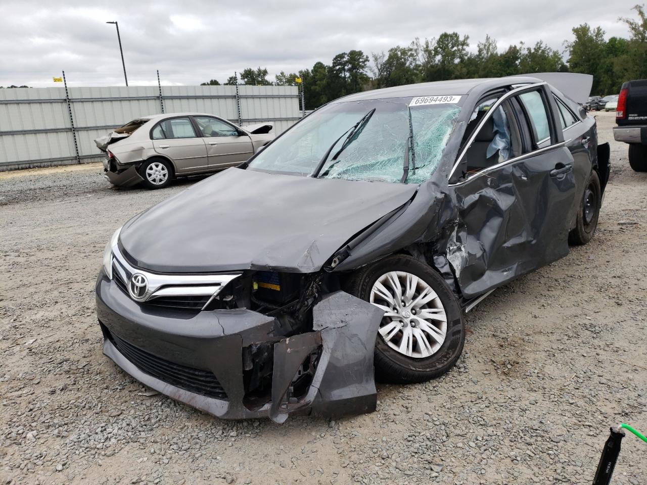 Image 1 of 2012 TOYOTA CAMRY BASE 2012 with VIN 4T4BF1FK2CR271324