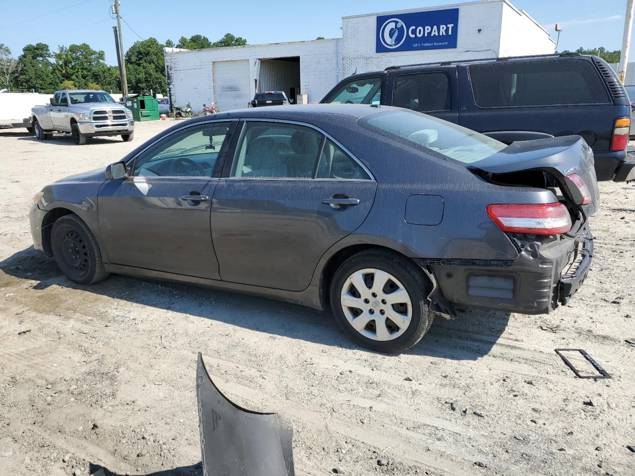 Изображение 2 2010 TOYOTA CAMRY BASE 2010 с VIN 4T1BF3EK8AU085923