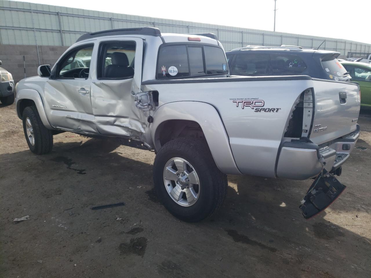Image 2 of 2005 TOYOTA TACOMA DOUBLE CAB 2005 with VIN 5TELU42NX5Z042748