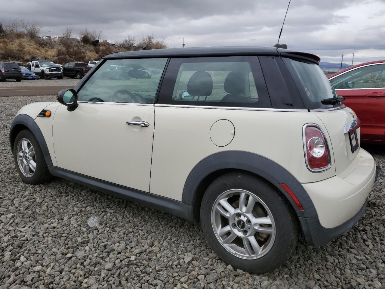 Obraz 2 z 2013 MINI COOPER  2013 z VIN WMWSU3C56DT684009
