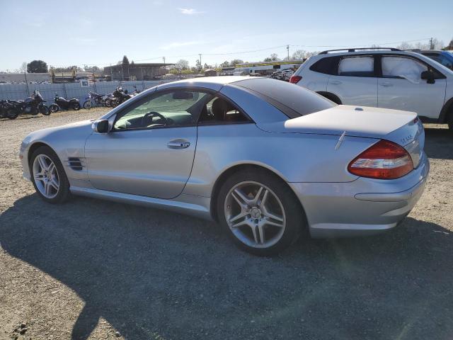 Image 2 of 2008 MERCEDES-BENZ SL 550 2008 with VIN WDBSK71F88F137645