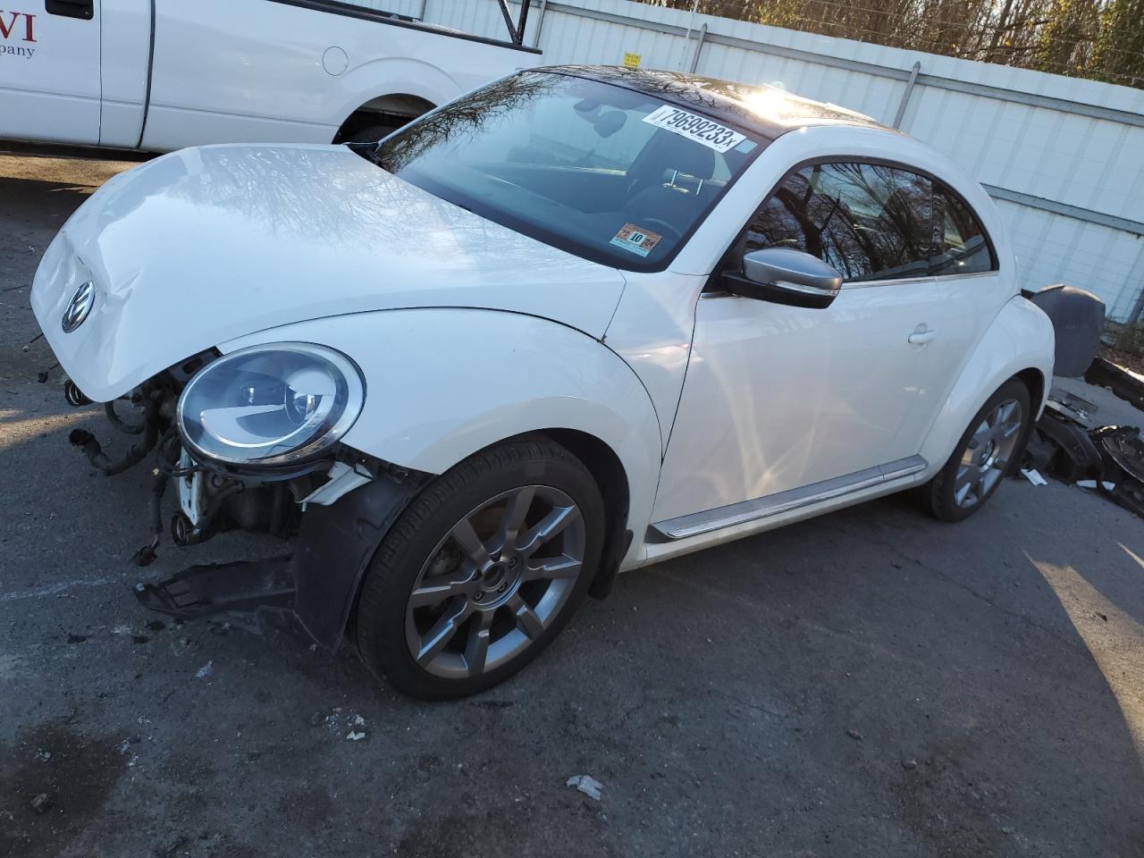 2014 VOLKSWAGEN BEETLE  2014 image